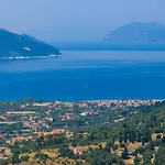 Holiday home Marigoulis *